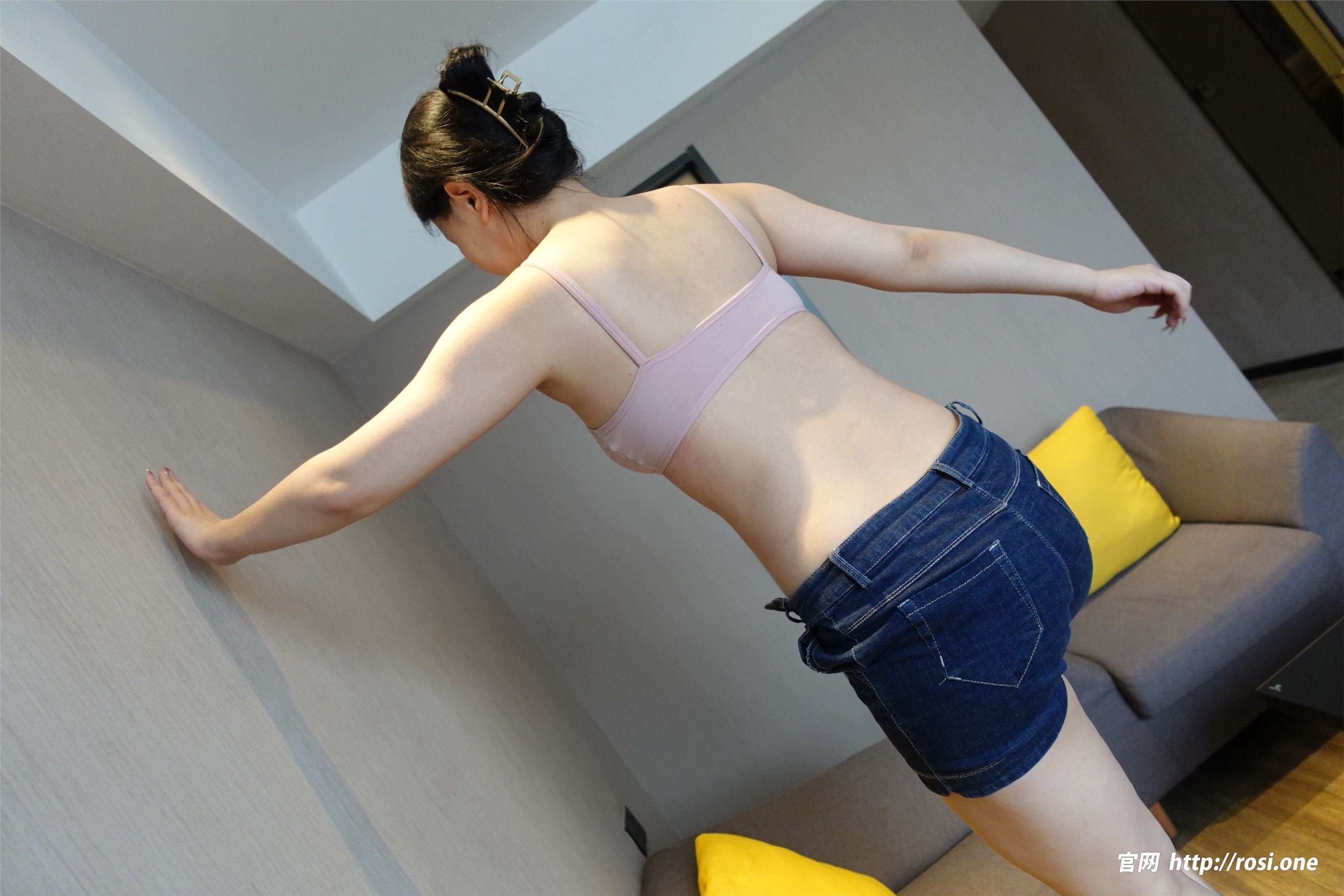 ROSI写真 2022.08.10 NO.3901